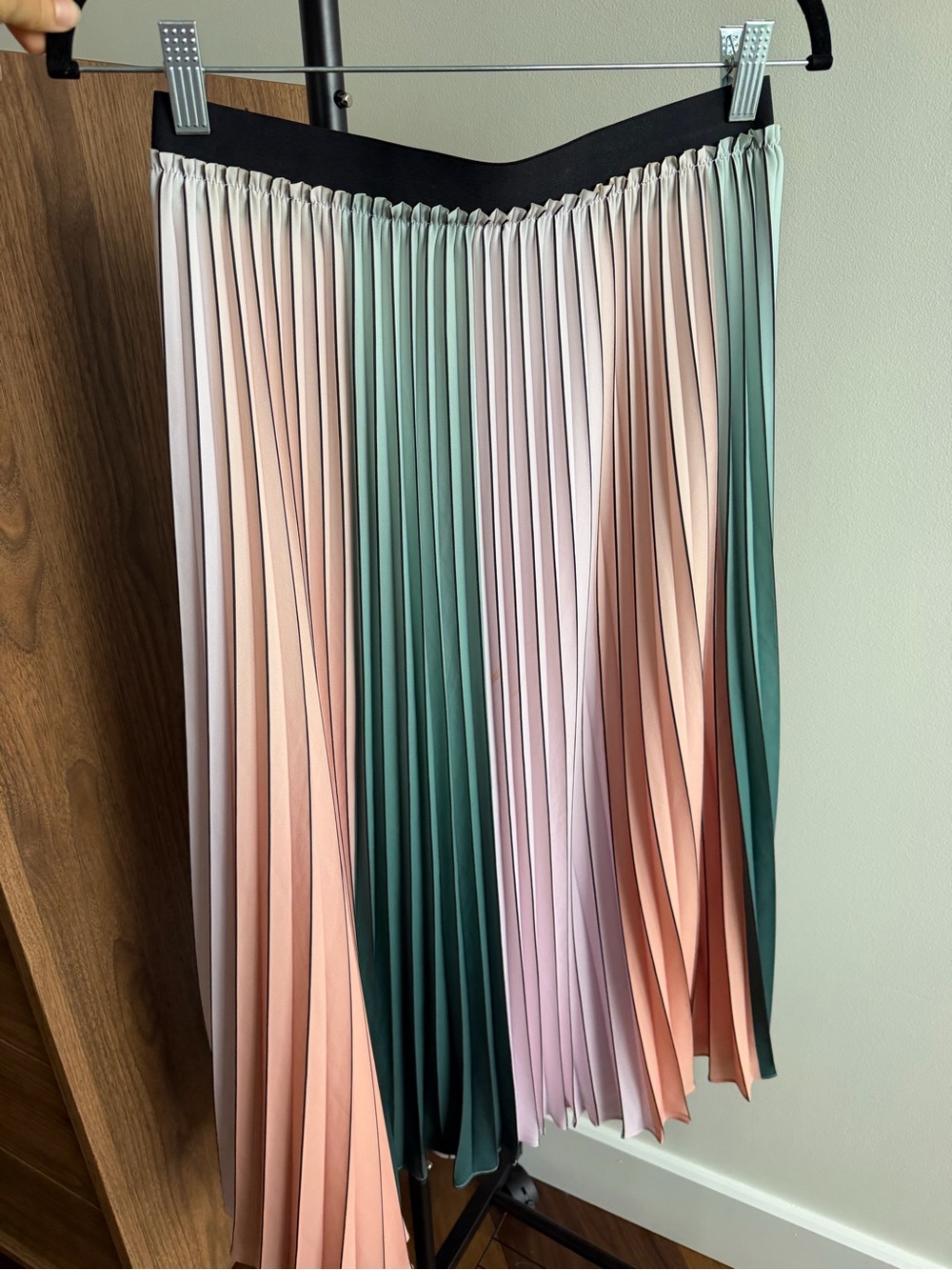 Ted Baker Gradient Colorblock Pleated Midi Skirt Size 2 (US 6) - Picture 11 of 16